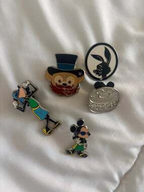 Lot of 5 Assorted Authentic Disney Trading Pins